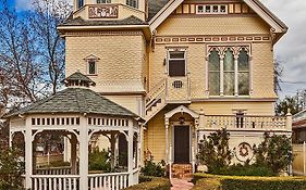 Victorian Mansion Los Alamos